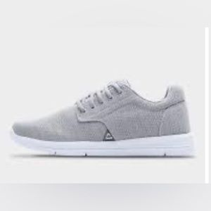 Men’s grey Travis Mathew shoes